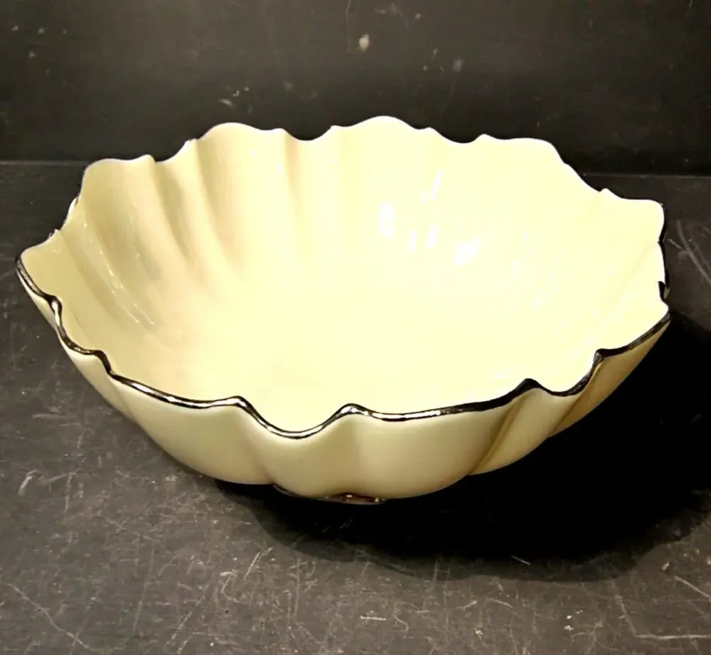 1854.  Lenox Symphony Sculpture Accent Bowl Fluted Footed with Platinum Trim